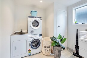 Kingsland Contemporary 2BR with Carpark