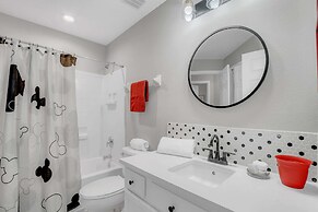 Gorgeous Lake View and Large Game Room, CDC Standards #4av243