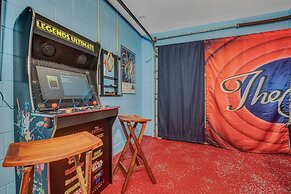 Gorgeous Lake View and Large Game Room, CDC Standards #4av243