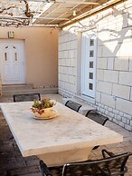 Serious Job Apartment