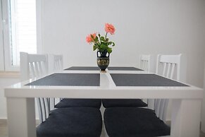 Serious Job Apartment