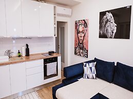 Serious Job Apartment