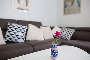 Serious Job Apartment