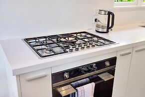 Bright Airy & Spacious 3 BR Home