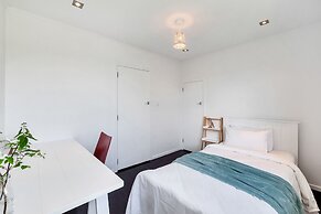 Bright Airy & Spacious 3 BR Home