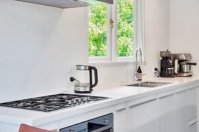 Bright Airy & Spacious 3 BR Home