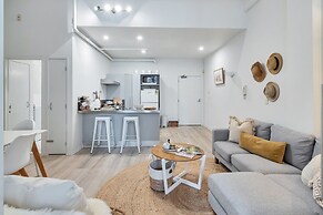 Awesome Cool Beachy 2BR CBD Gem Wifi