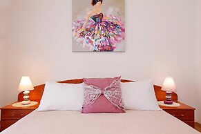 Sunshine Apartment Doda