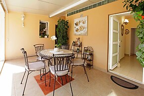 Sunshine Apartment Doda