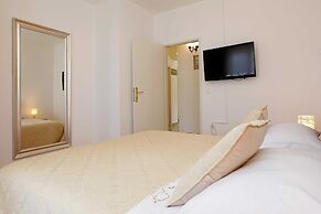 Sunshine Apartment Doda