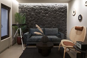 Apikia Santorini - Adults Only