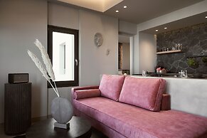 Apikia Santorini - Adults Only