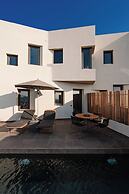 Apikia Santorini - Adults Only