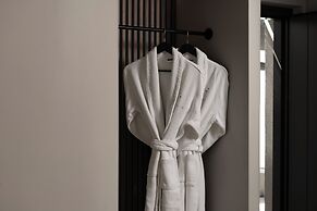 Apikia Santorini - Adults Only