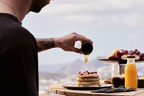 Apikia Santorini - Adults Only