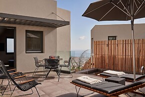 Apikia Santorini - Adults Only