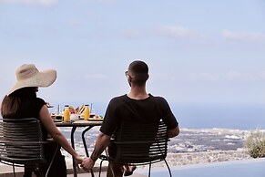 Apikia Santorini - Adults Only