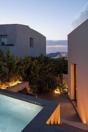 Apikia Santorini - Adults Only