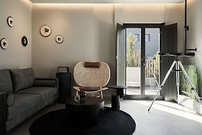 Apikia Santorini - Adults Only