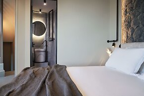 Apikia Santorini - Adults Only