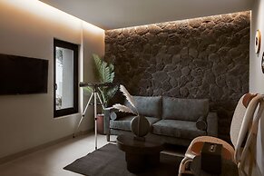 Apikia Santorini - Adults Only