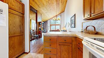 Meadow Ridge 28 Spacious and Secluded, Private Washer Dryer, Close to 