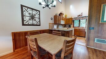 Meadow Ridge 28 Spacious and Secluded, Private Washer Dryer, Close to 