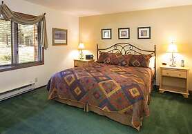 Winterset Condo - Near Shuttle & Year-round Fun!