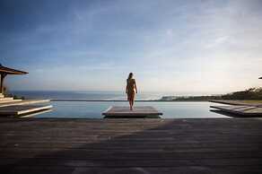 Palatial Wooden Villa, 4br, Lovina