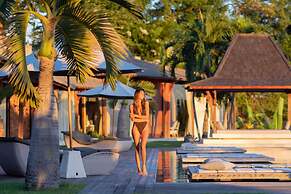 Palatial Wooden Villa, 4br, Lovina