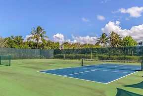 Newly Remodeled Cliffs Resort In Princeville 2 Bedroom Condo by RedAwn