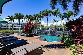 Newly Remodeled Cliffs Resort In Princeville 2 Bedroom Condo by RedAwn