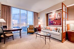 StripViewSuites Two Bedroom at Signature