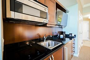 StripViewSuites Two Bedroom at Signature