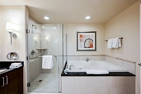 StripViewSuites Two Bedroom at Signature