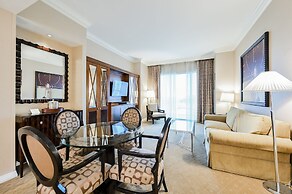 StripViewSuites Two Bedroom at Signature