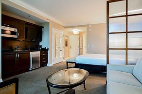 StripViewSuites Two Bedroom at Signature