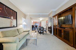 StripViewSuites Two Bedroom at Signature