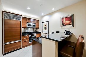 StripViewSuites Two Bedroom at Signature