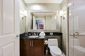 StripViewSuites Two Bedroom at Signature