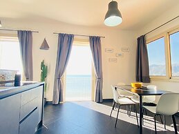 Sea View Apartment with balcony