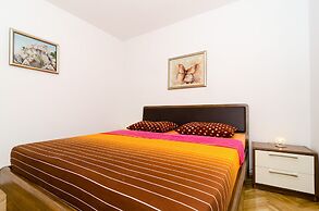 Apartment Iva - Andrije Hebranga 31