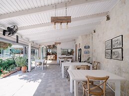 Georgia's Garden by Omilos Hotels