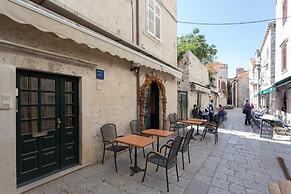 Apartment Dubravka Iza Roka