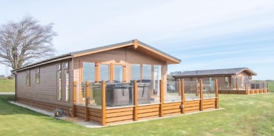 Luxury Family Beechwood Lodge With hot tub