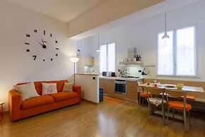 JOIVY Elegant Flat near Seaside