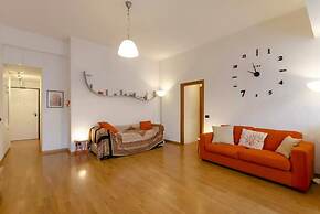 JOIVY Elegant Flat near Seaside