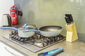 Charming 5-bed House in Birmingham