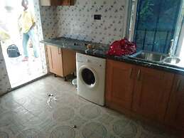 Remarkable 4-bed With air Conditioning in Brikama