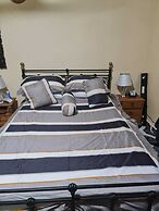 Remarkable 4-bed With air Conditioning in Brikama